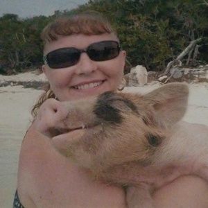 Meet your Posher, Tami